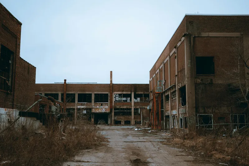 An empty storefront — the visual metaphor for a product built without demand validation